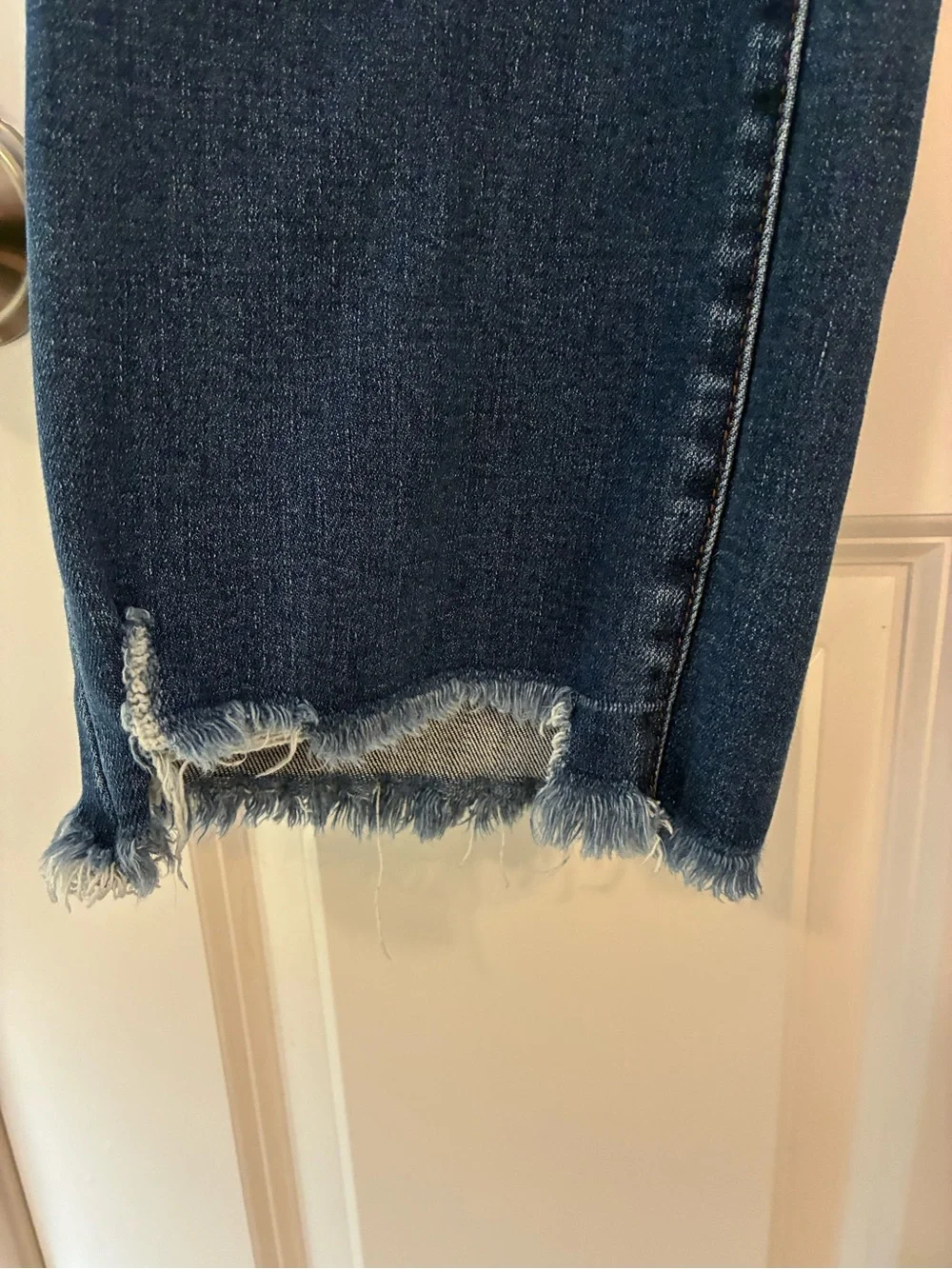 VERVET BLUE Blue Jeans Distressed Size 14